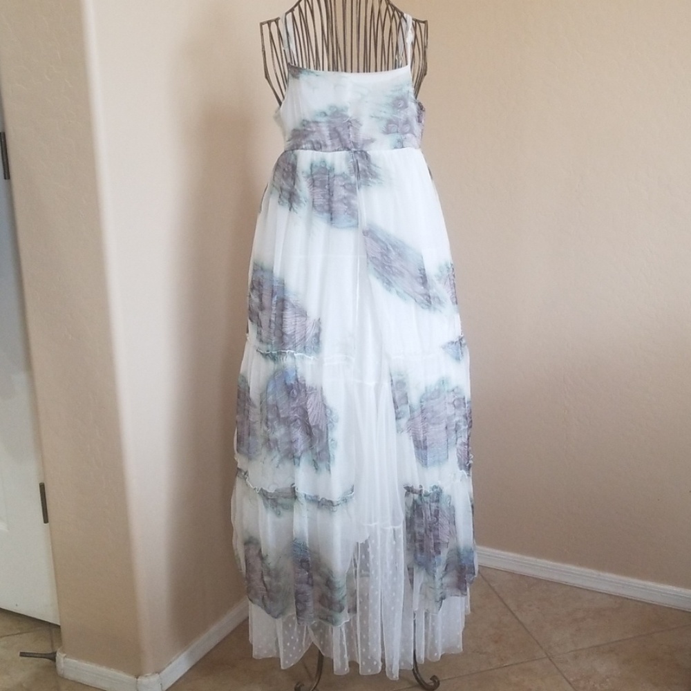 Flowing dress